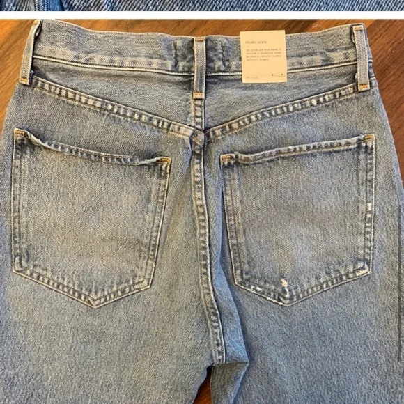 New Agolde Riley High Rise Crop - Picture 5 of 9